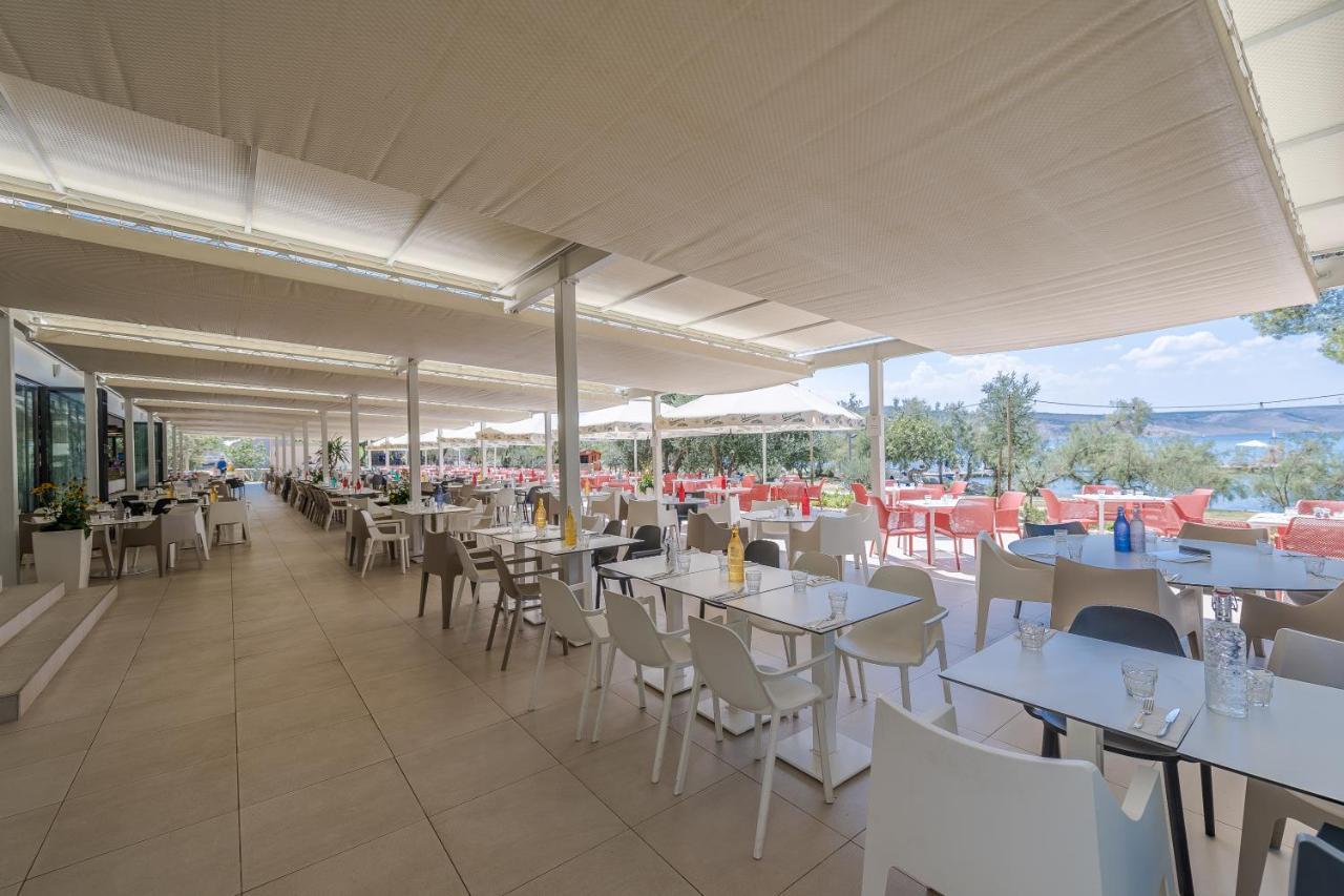 Bluesun Holiday Village Alan Starigrad Paklenica Exteriör bild